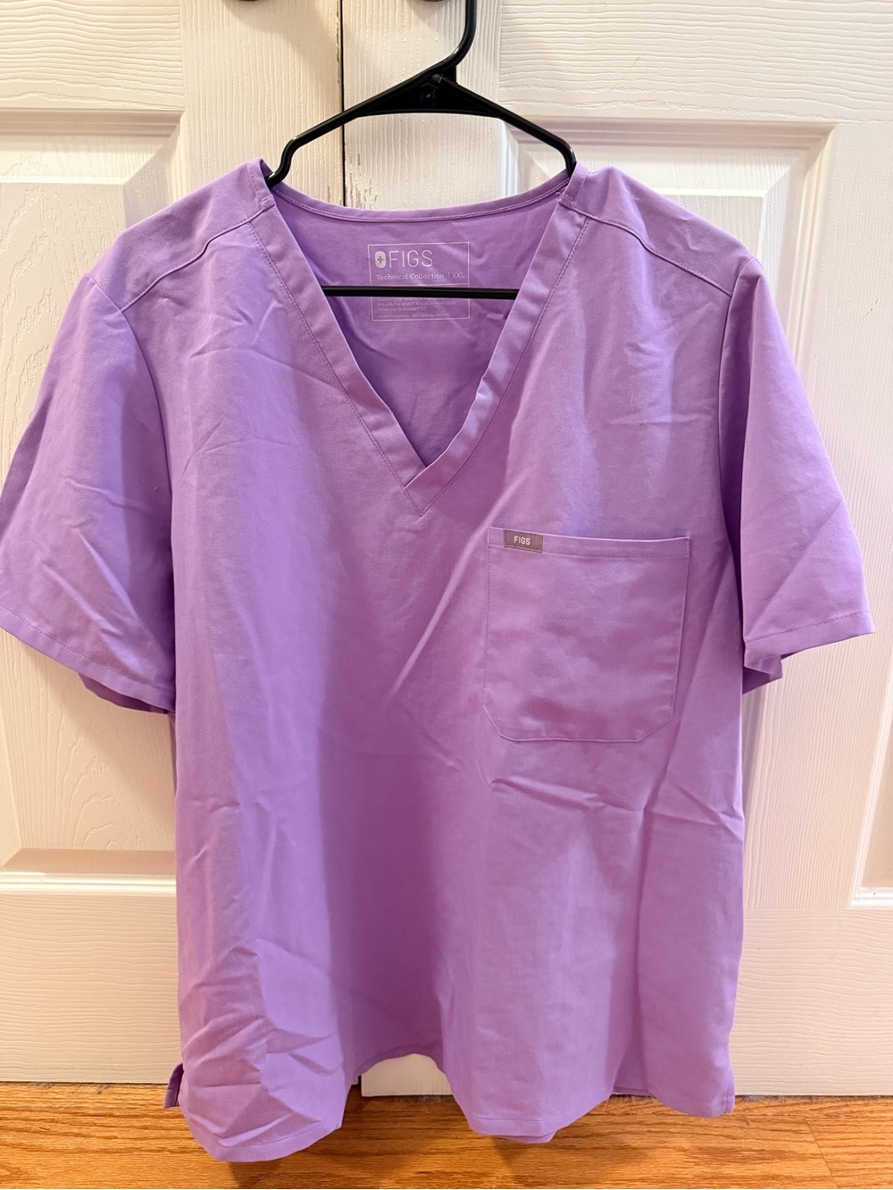 Figs - Lavender Women’s Scrub Set - size XXL